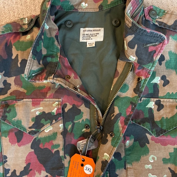 Alpha Industries x ComplexCon M-65 Field Jacket - Picture 4 of 8